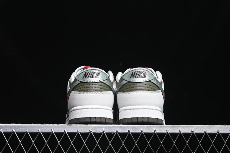 All Categories Nk SB Dunk Series Nk SB Dunk Low Low-top sneakers Nk Dunk Low "Year of the Snake" Year of the Snake Spring Festival limited low-top casual sneakers HV5980-231